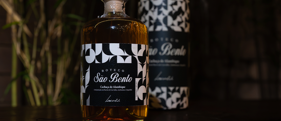 Imagem destaque: Boteco São Bento celebra 20 anos com cachaça de rótulo próprio
