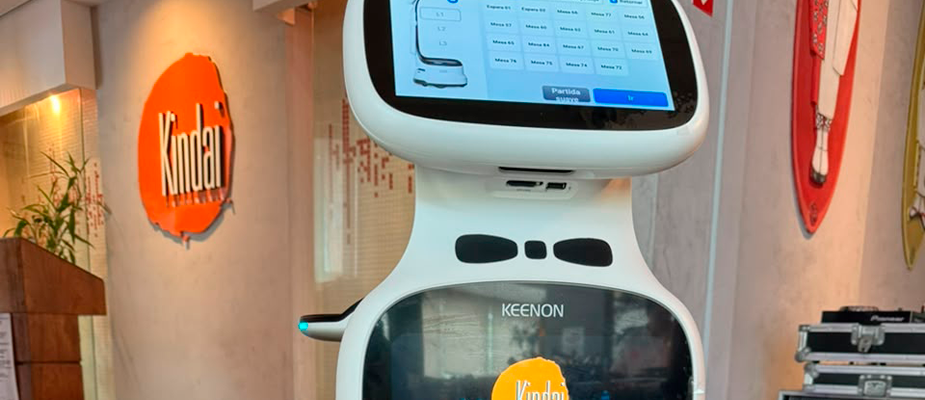 Imagem destaque: Rede Vitória Hotéis instala robôs garçons em restaurantes