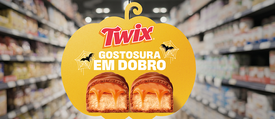 Imagem destaque: Twix aposta em ativações temáticas nos pontos de venda para o Halloween