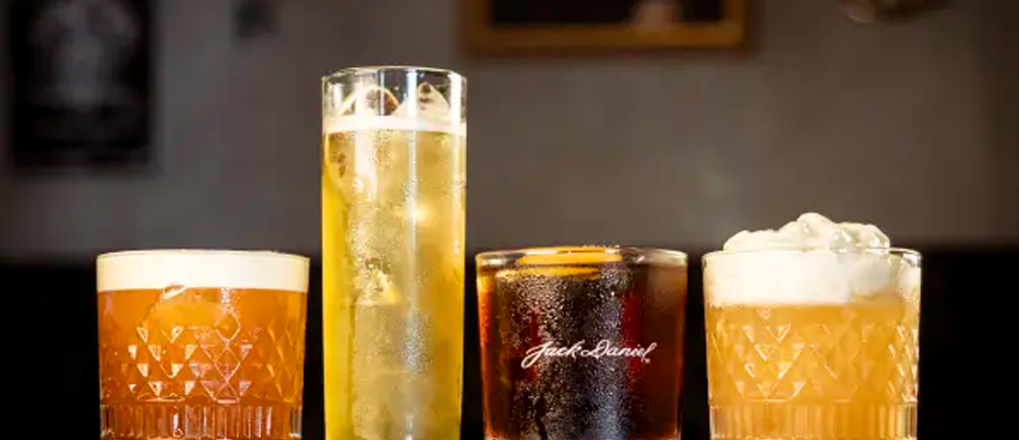 Imagem destaque: Cão Véio lança novos drinques em parceria com bartender Jean Ponce