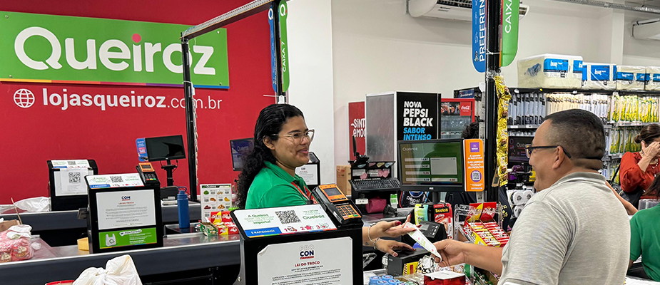 Imagem destaque: Grupo Queiroz integra lojas, CD e canais digitais para facilitar compras