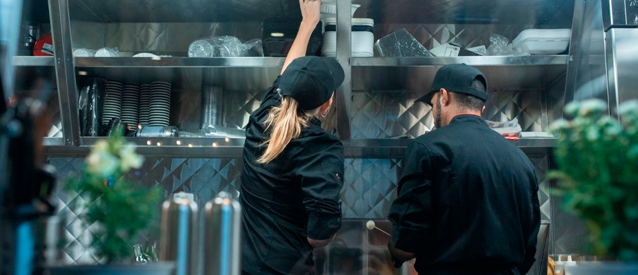 Imagem destaque: Fim da escala 6×1 pressiona custos de bares e restaurantes