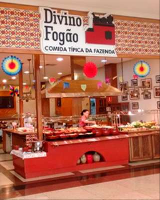 Imagem: Divino Fogão Pousa no Aeroporto Santos Dumont