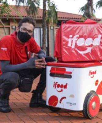 Imagem: Robô Leva Pedidos de Páscoa Até a Casa do Cliente
