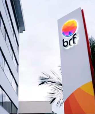 Imagem: Drummond Renuncia à Presidência da BRF