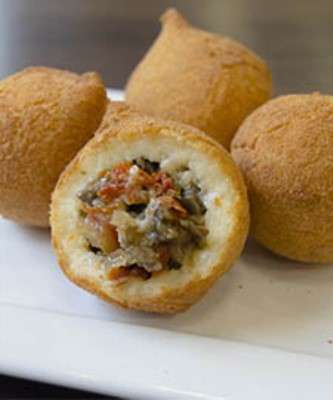 Imagem: Padaria Lança Coxinhas com Recheios Inusitados