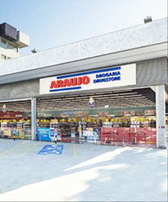 Imagem: Drogaria Araujo Prepara Abertura em Formiga (MG)