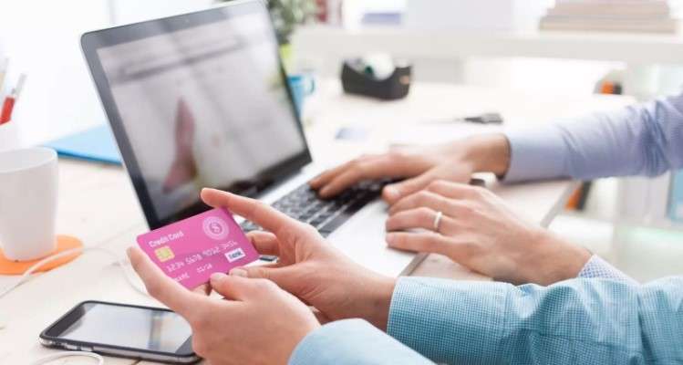 Imagem: Acessos ao e-commerce caem 4,4% em setembro