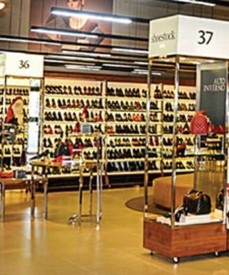Imagem: Netshoes Anuncia Aquisição da Shoestock