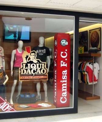 Imagem: Camisa FC Fecha Lojas Físicas e Aposta no Online