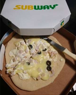Destaque Rede Entrega Manual para o Preparo de Pizzas