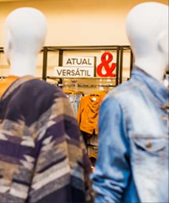 Destaque C&A Reabre 15 Lojas com Novo Modelo no Brasil