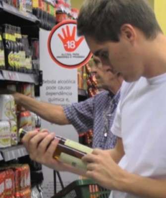 Destaque Sim! O Shopper Lê o Rótulo das Cervejas Especiais
